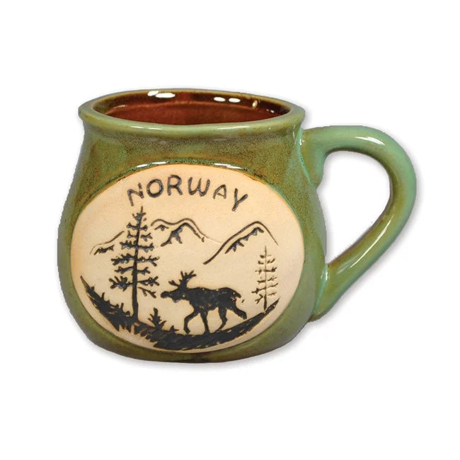 Ceramic teacup moose, Green