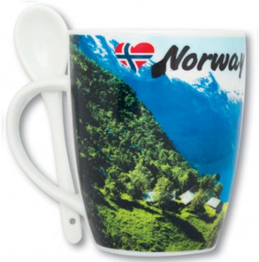 Tasse mit Löffel, Geiranger