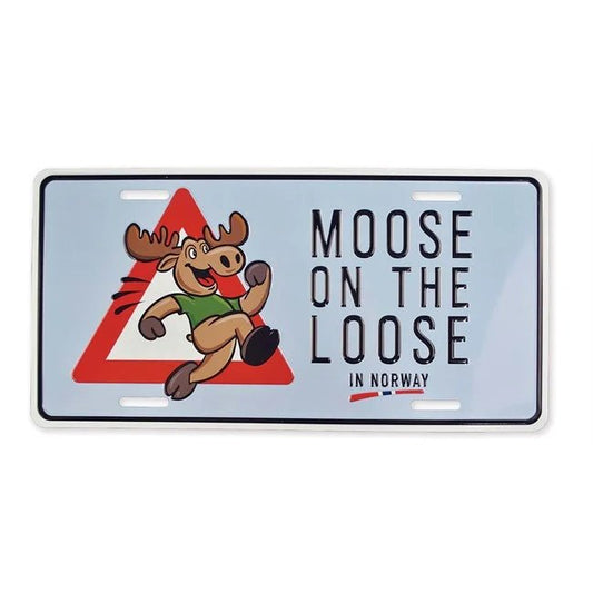 Bilskilt, Moose on the loose, 30x15, preget - NorwegianShop24